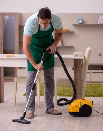 professional cleaners in robina